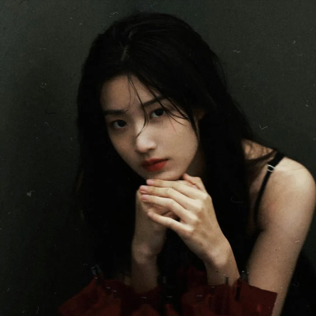 成女王后我疯狂斩渣男